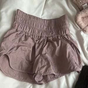 brand new and barley warn.Love them so much just don’t wear them anymore.